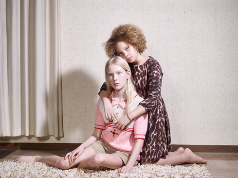 Elve and Luisa photographed by Jouk Oosterhof for Kid
